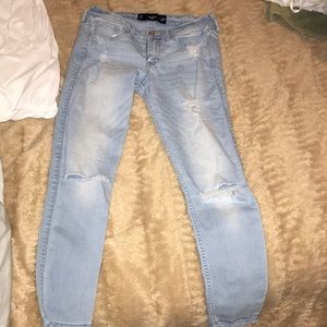 Hollister Crop Jeans